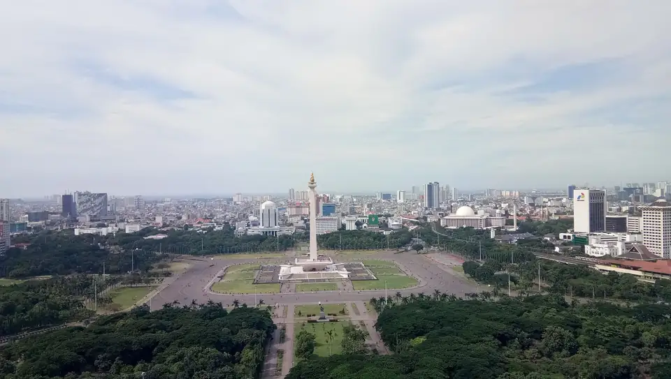 Ulusal Anıt (Monas)